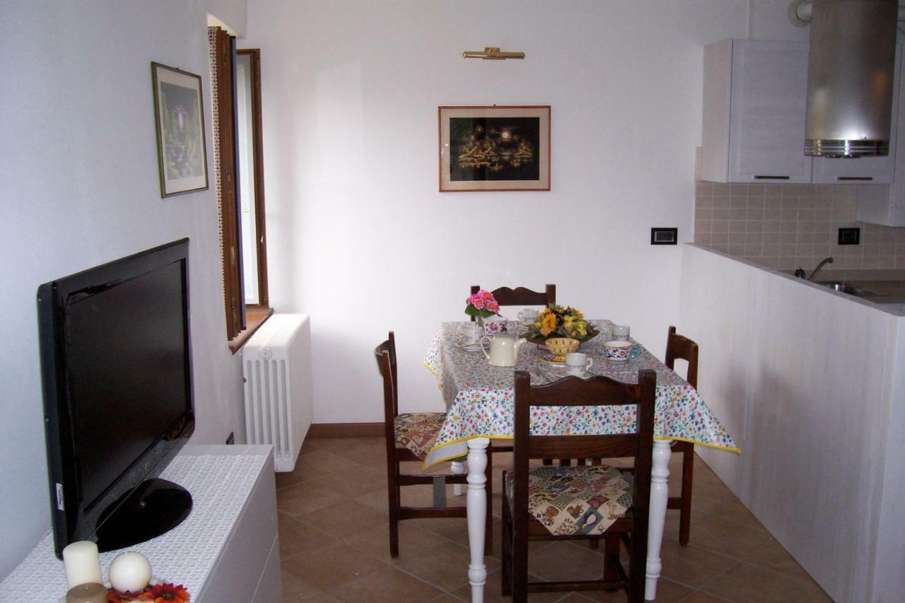 Appartamento Contrada Vecchia วาเรนนา ภายนอก รูปภาพ